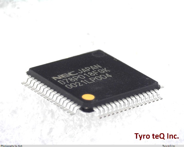 UPD78P018FGK-8A8