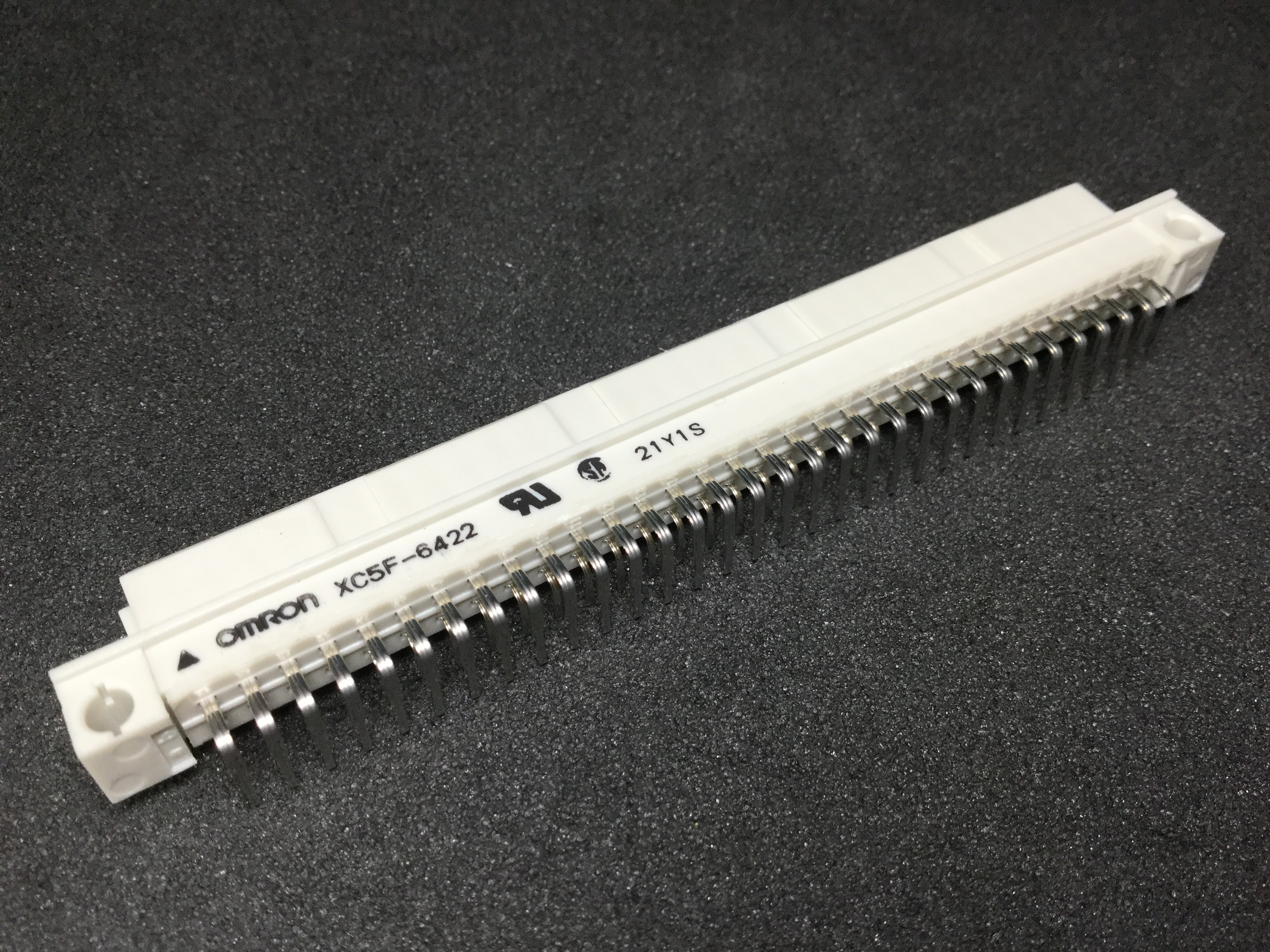 XC5F-6422