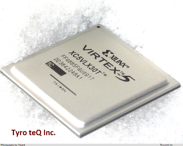 XC5VLX30T-1FFG665C