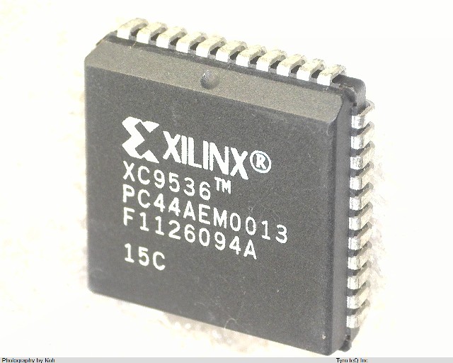 XC9536-15PC44C