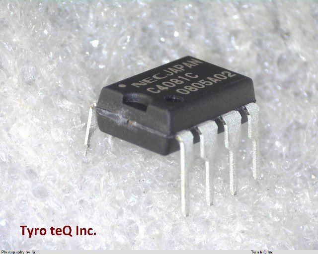 UPC4081C