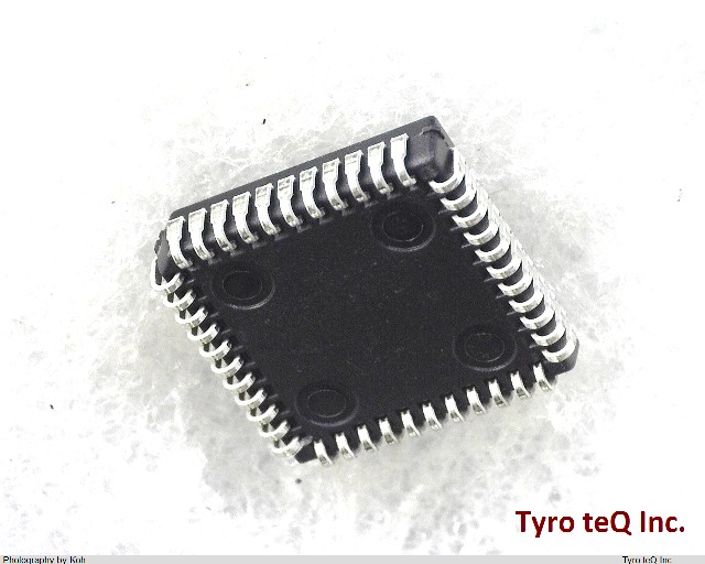XC9536-15PC44C