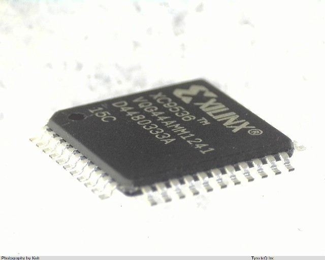 XC9536-15VQG44C