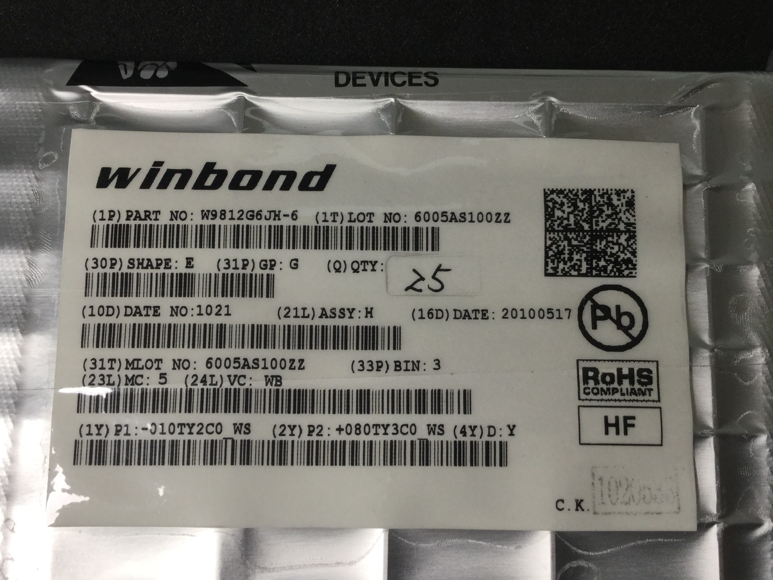 W9812G6JH-6