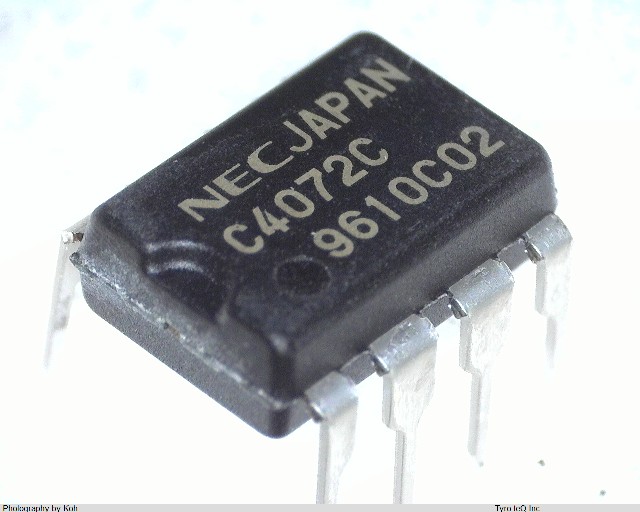 UPC4702C