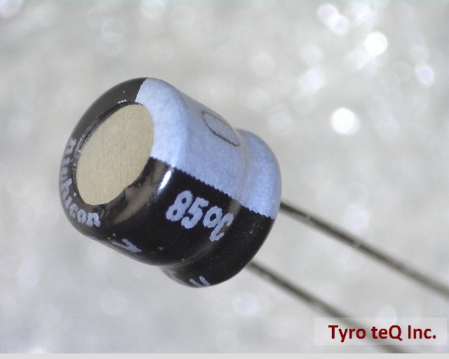 UMA1E100MDA