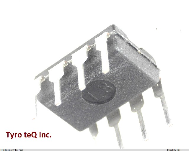 UPC305C