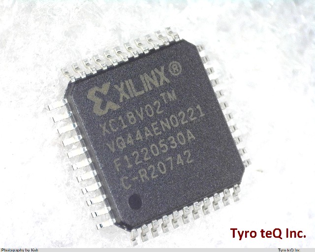 XC18V02VQ44C0742
