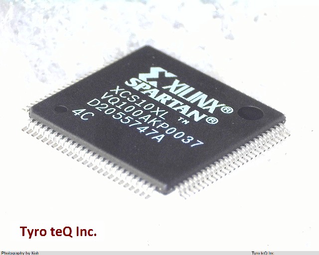 XCS10XL-4VQ100C