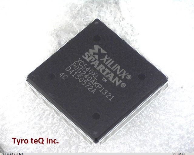 XCS40XL-4PQG240C
