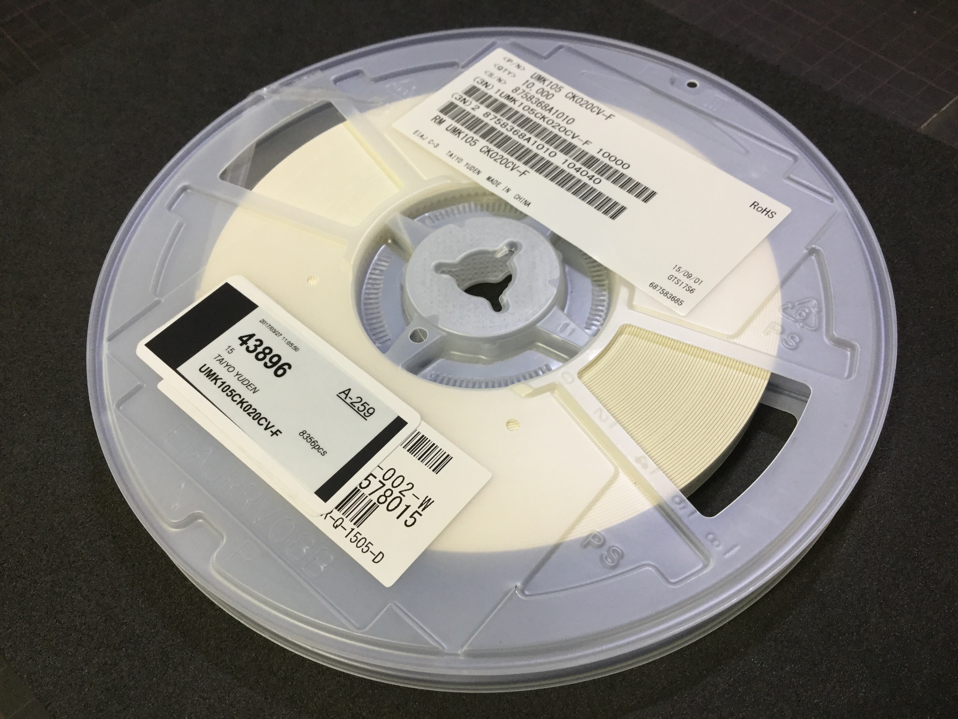 UMK105CK020CV-F
