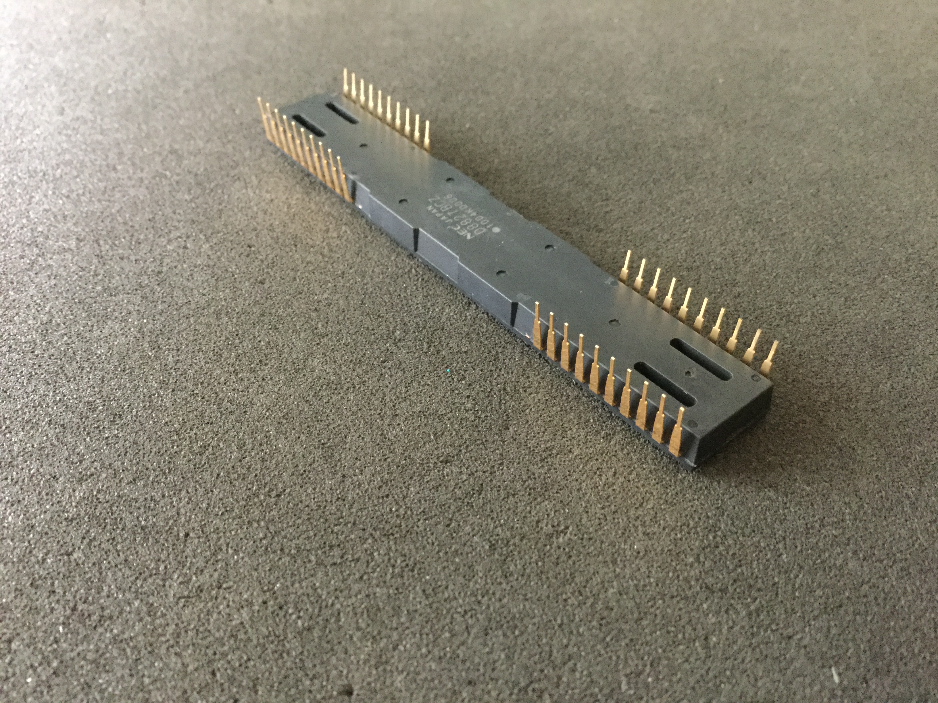 UPD8827BCZ-A