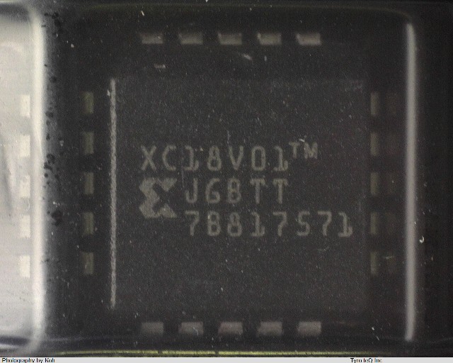 XC18V01PC20C