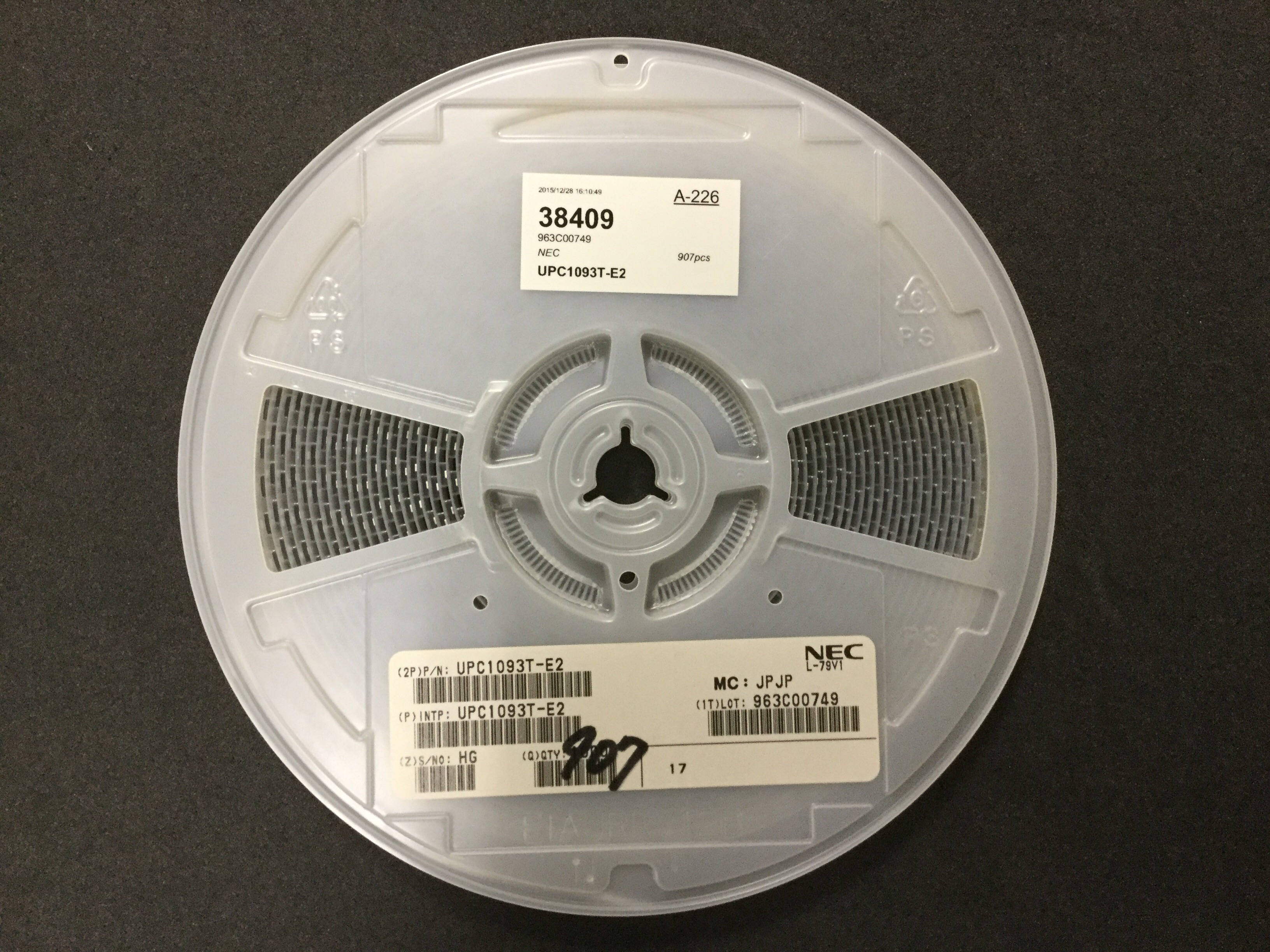 UPC1093T-E2