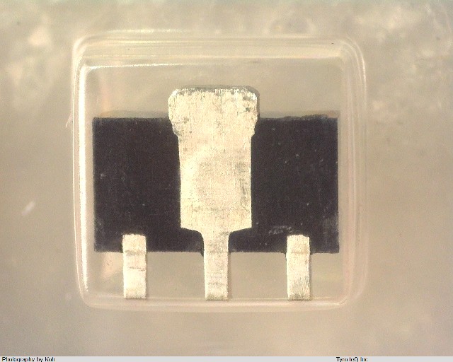 UPC78L05T-E1-AZ