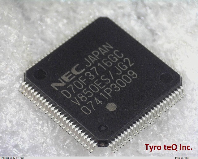 UPD70F3716GC-8EA-A