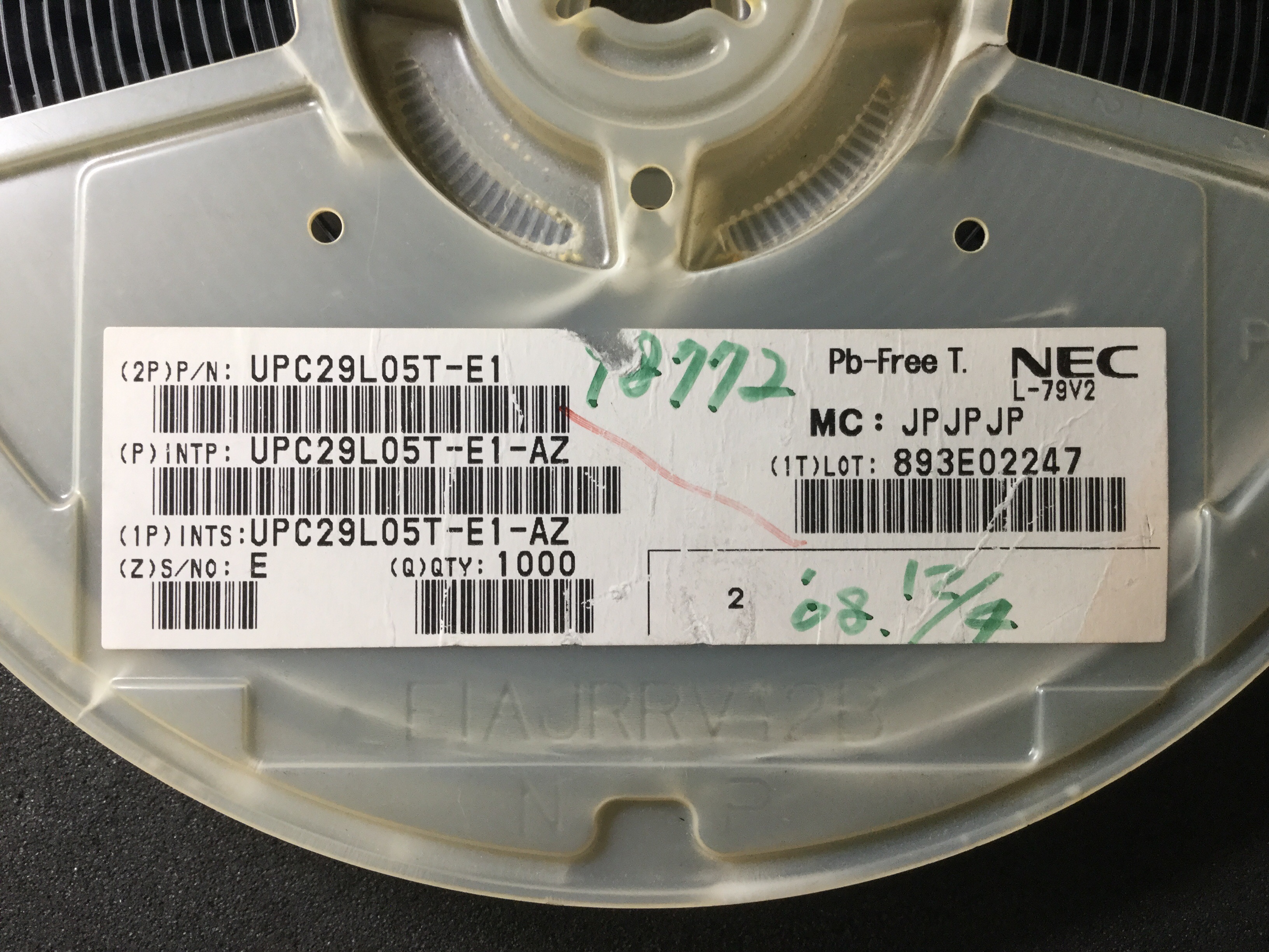 UPC29L05T-E1-AZ