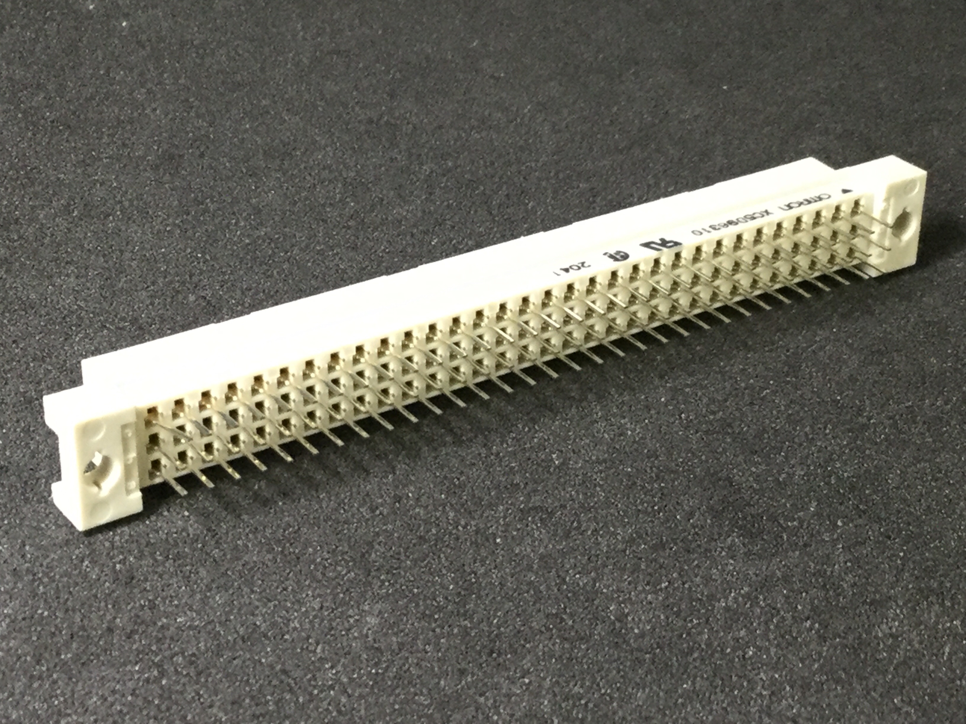 XC5D-9631-0