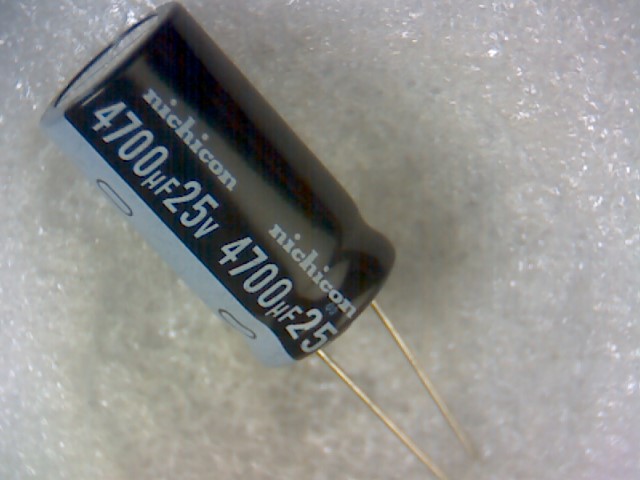 UVZ1E472MHD