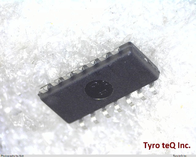 UPC324G