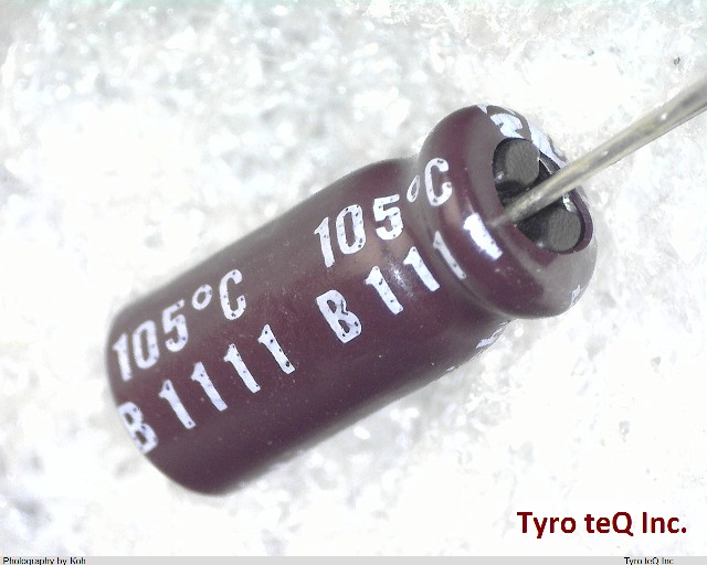UPM1E330MDD