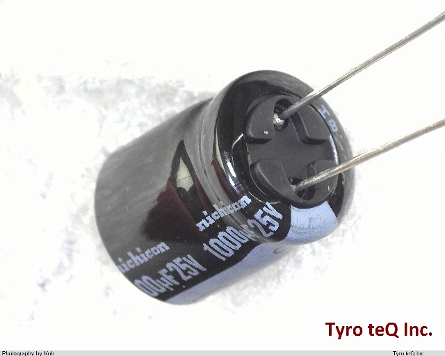 URS1E102MHD