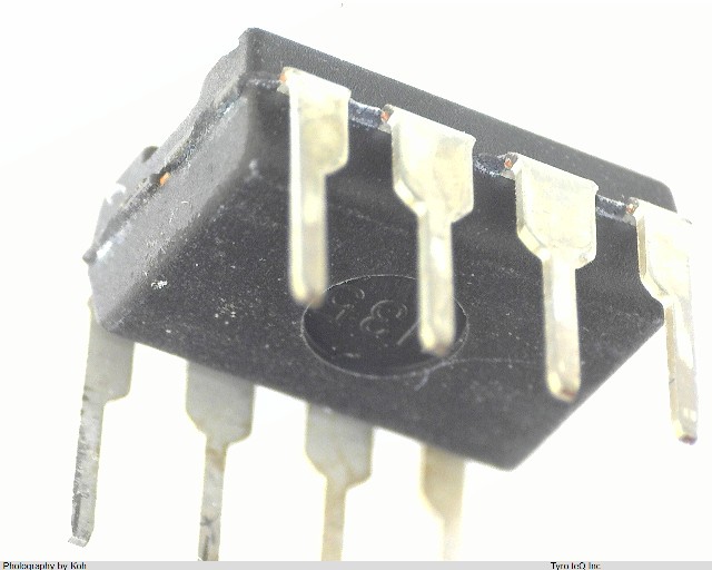 UPC1701C