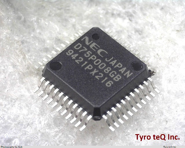 UPD75P008GB-3B4