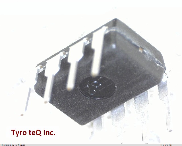 UPC271C