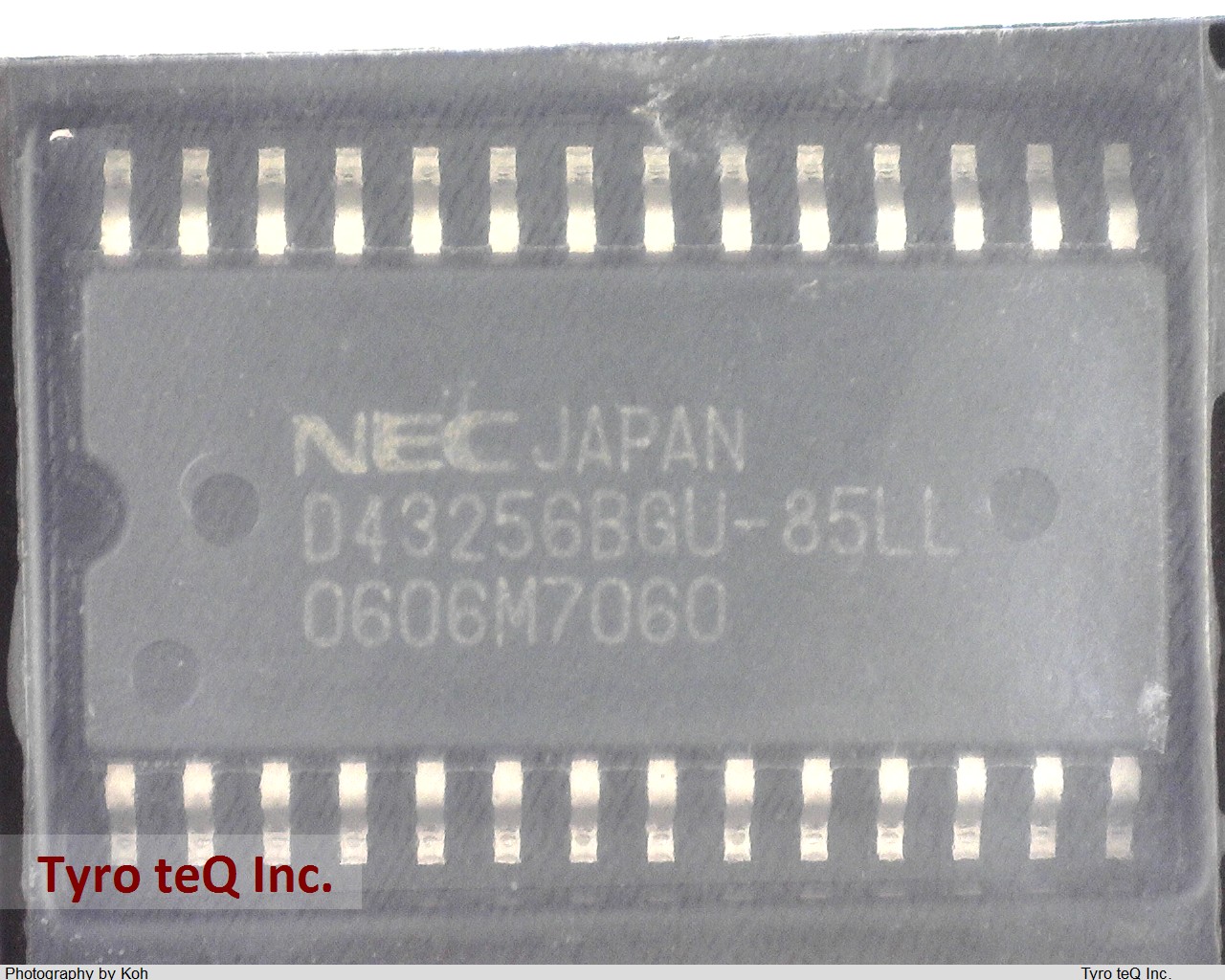 UPD43256BGU-85LL