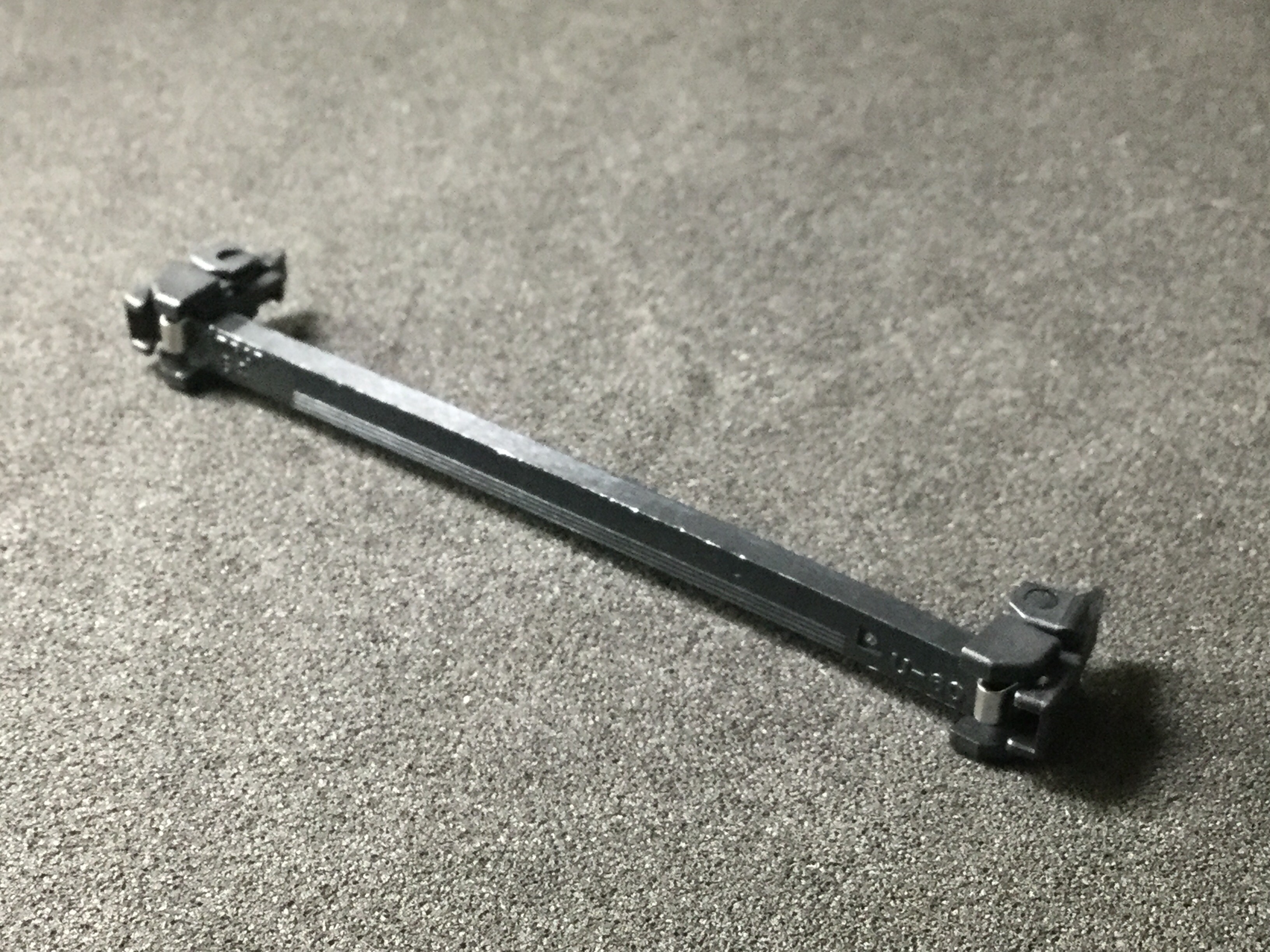 XG4U-6004