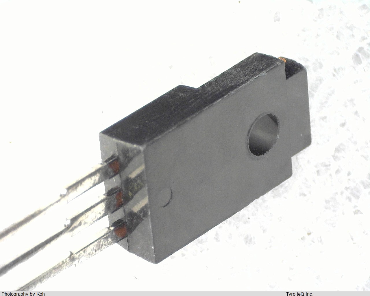 UPC7915AHF-AZ