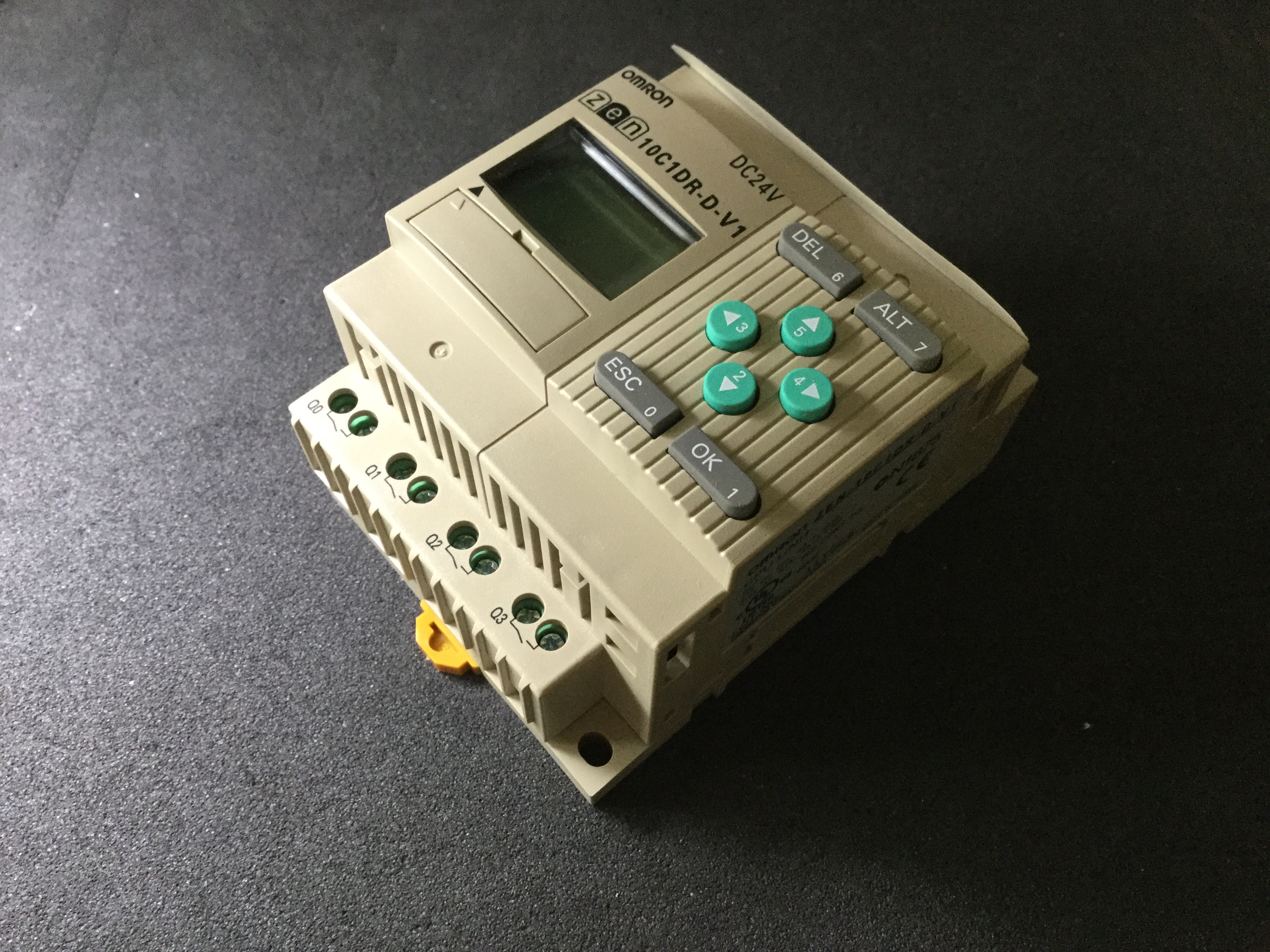 ZEN-10C1DR-D-V1