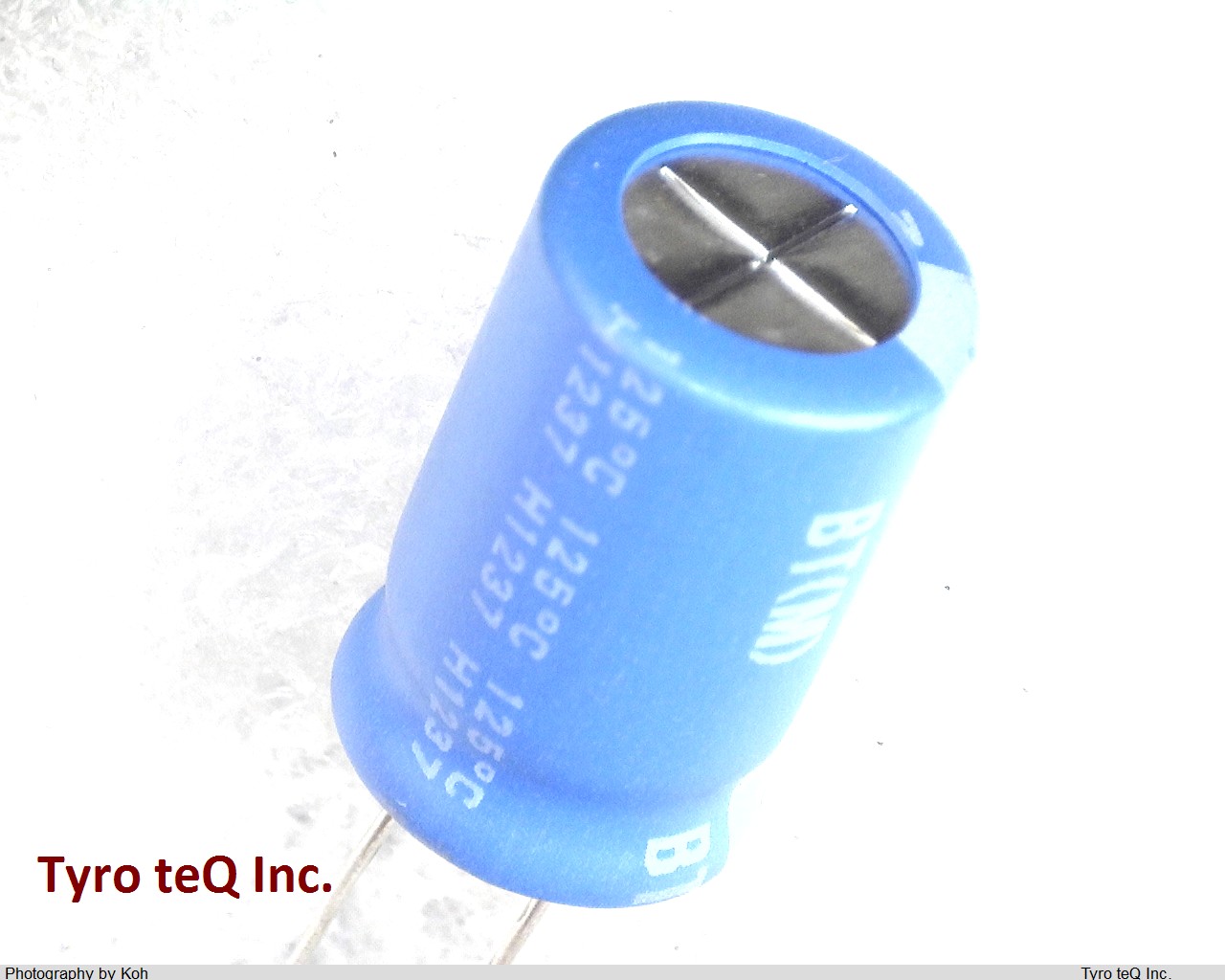 UBT2D330MHD