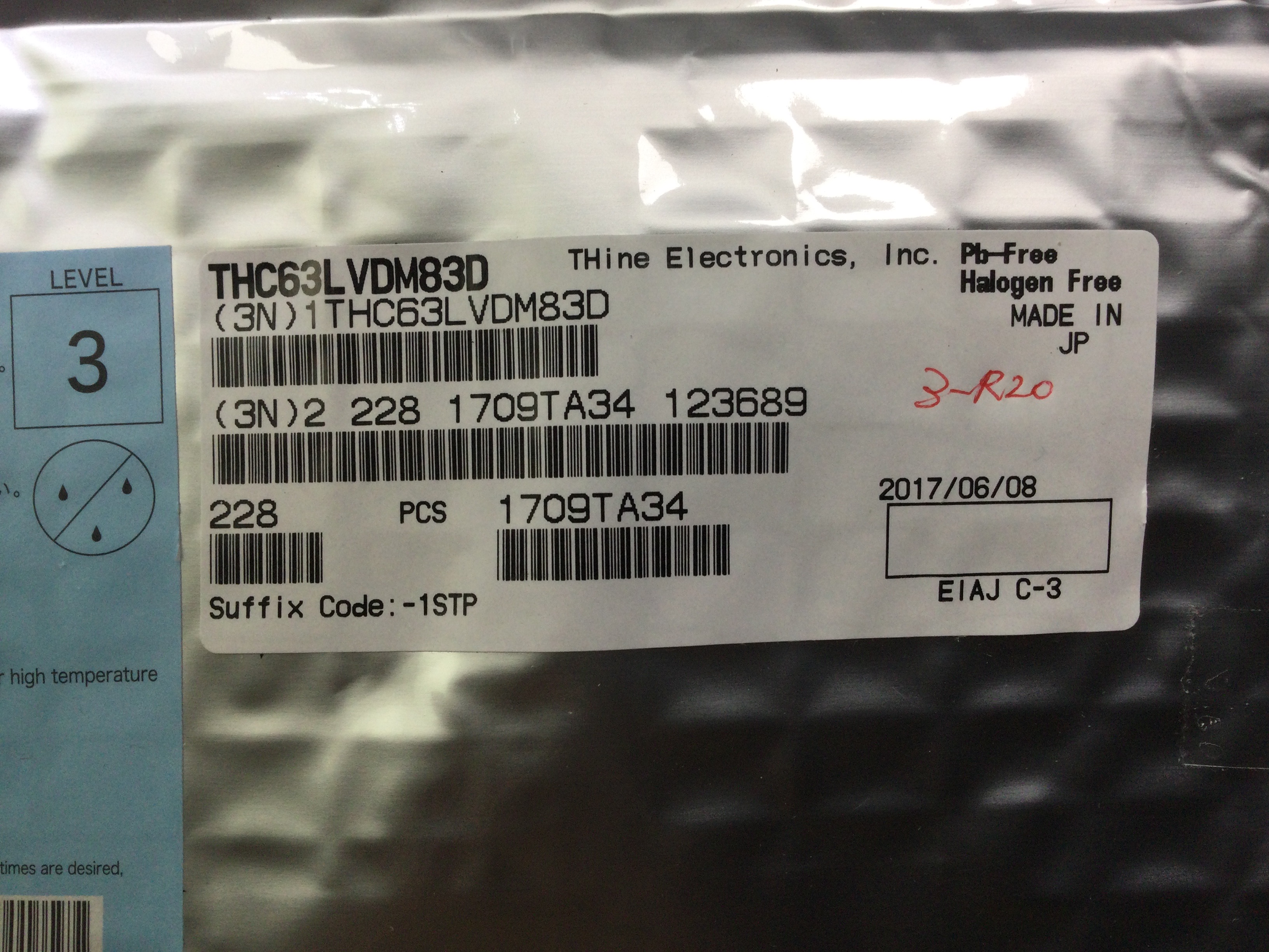 THC63LVDM83D