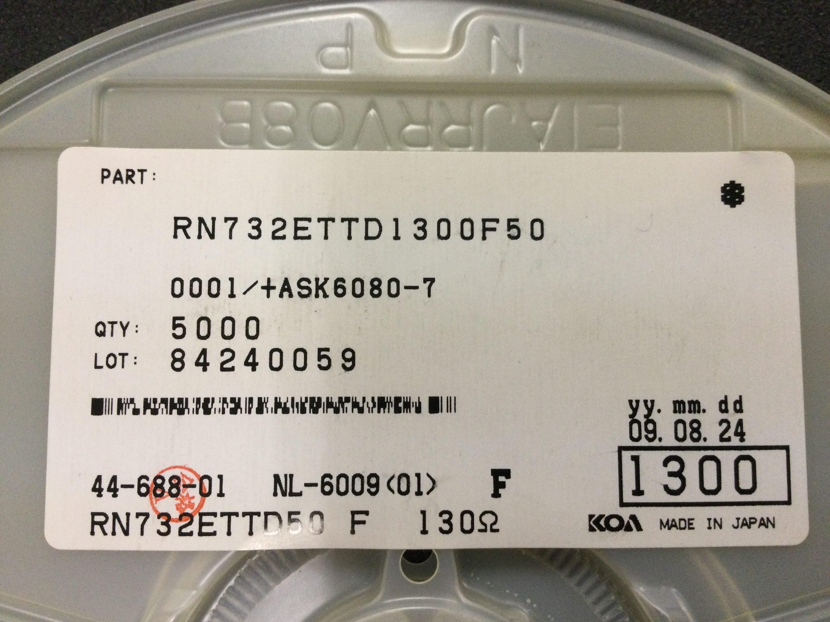RN732ETTD1300F50