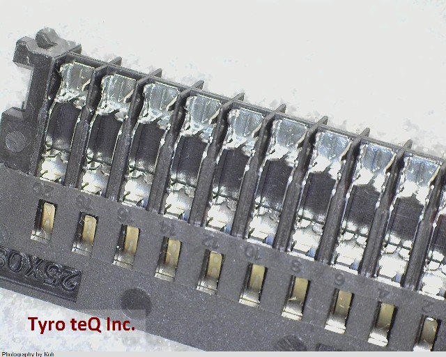 XG5M-2032-N