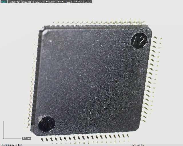 TL16C754BPN