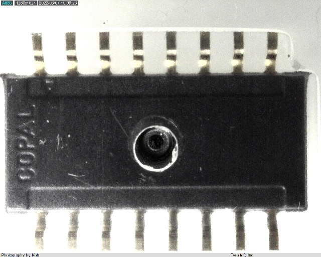 LC4064V-75TN44-10I