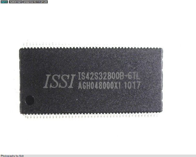 IS42S32800B-6TL