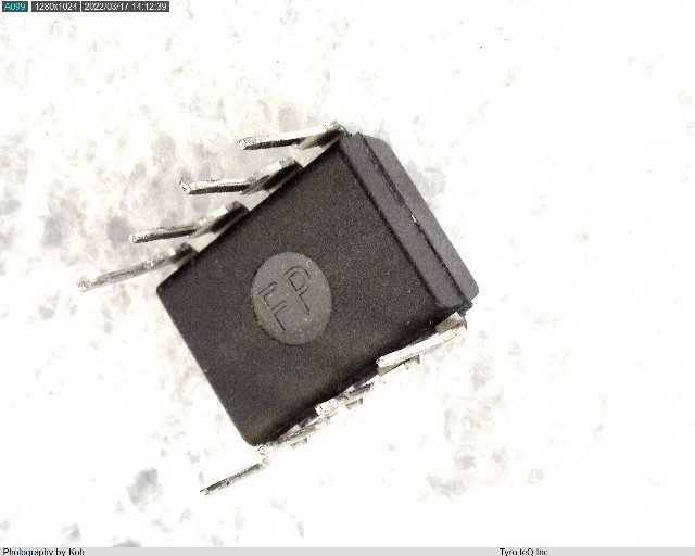 NJM4562D