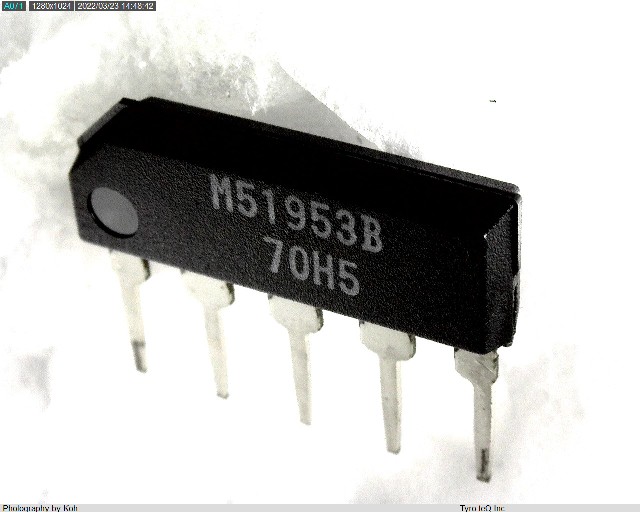 M51953B