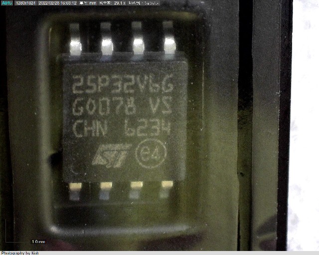 M25P32-VMW6G