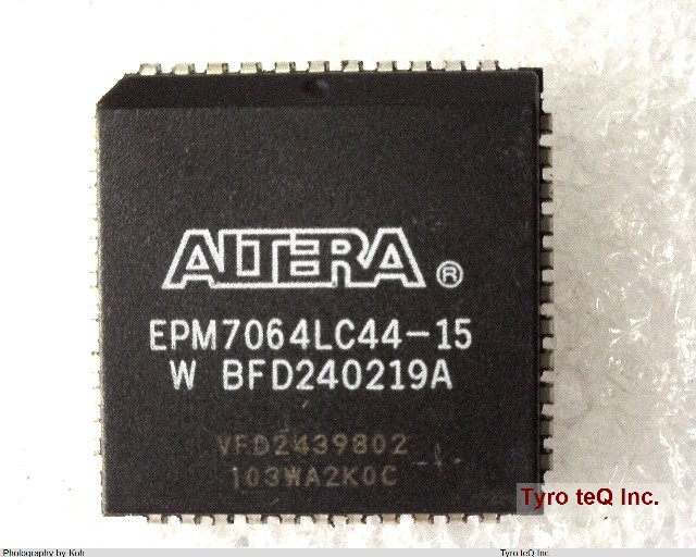 EPM7064LC44-15