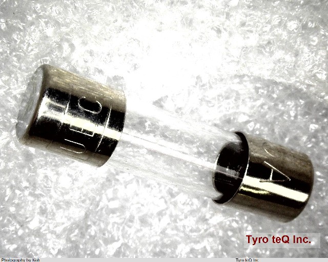 F-7142-125V-1.5A