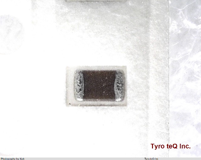 GRM216F11H103ZA01D