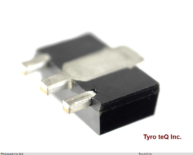 2SC5824T100Q