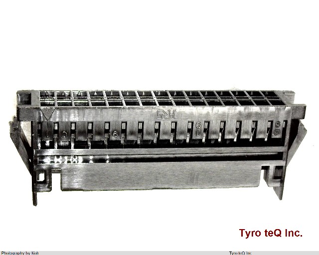 DF11-30DEP-2C
