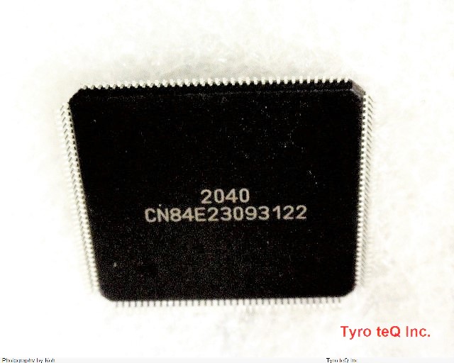 LCMXO640C-3TN144C