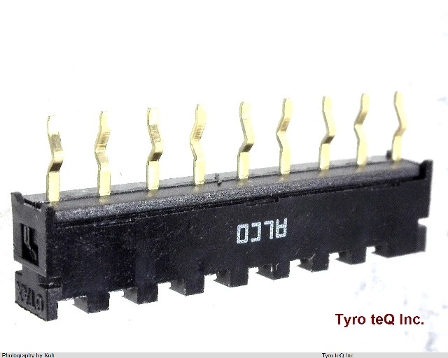 1825152-4